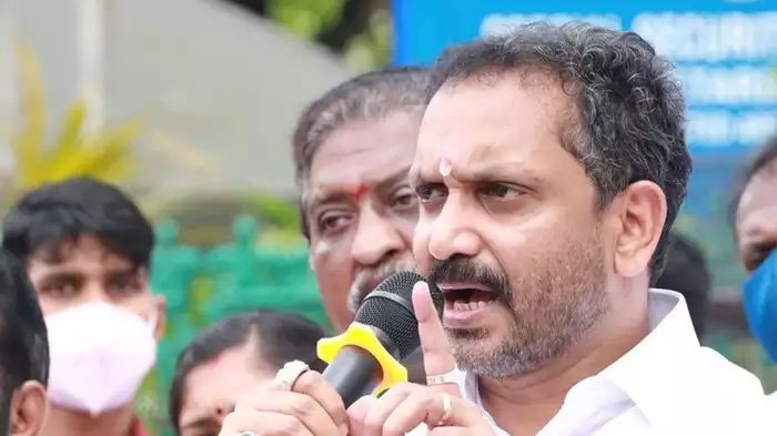 ‘പാലക്കാട് നഗരസഭയിൽ ഒന്നും സംഭവിക്കില്ല, ജില്ലാ പ്രസിഡൻ്റുമാരെ അംഗീകരിച്ചത് കേന്ദ്ര നേതൃത്വം’; കെ സുരേന്ദ്രൻ