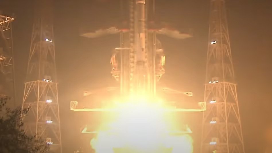 ഐഎസ്ആർഒയുടെ നൂറാമത് വിക്ഷേപണം, എൻവിഎസ്-02 ഉപഗ്രഹവുമായി ജിഎസ്എൽ എഫ്15 കുതിച്ചു