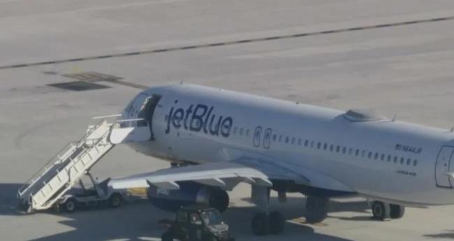 വി​മാ​ന​ത്തി​ന്‍റെ ലാ​ന്‍​ഡിം​ഗ് ഗി​യ​റി​ല്‍ ര​ണ്ടു മൃ​ത​ദേ​ഹ​ങ്ങ​ള്‍; അന്വേഷണം ആരംഭിച്ചു