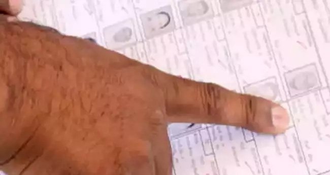 13 ജില്ലകളിലെ തദ്ദേശ ഉപതെരഞ്ഞെടുപ്പിനായി വോട്ടർപട്ടിക പുതുക്കുന്നു; കരട് പട്ടിക ഇന്ന് പ്രസിദ്ധീകരിക്കും