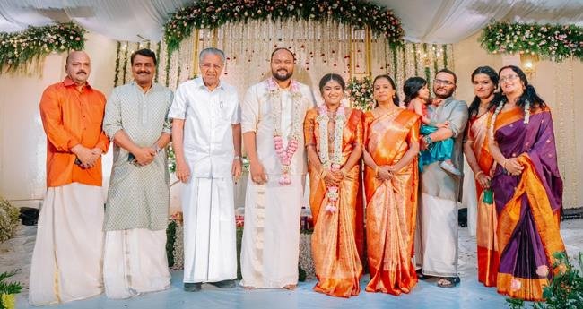 ബ​ഹ​റി​ൻ കേ​ര​ളീ​യ സ​മാ​ജം പ്ര​സി​ഡ​ന്‍റ് പി.​വി. രാ​ധാ​കൃ​ഷ്ണ പി​ള്ള​യു​ടെ മ​ക​ൾ വി​വാ​ഹി​ത​യാ​യി