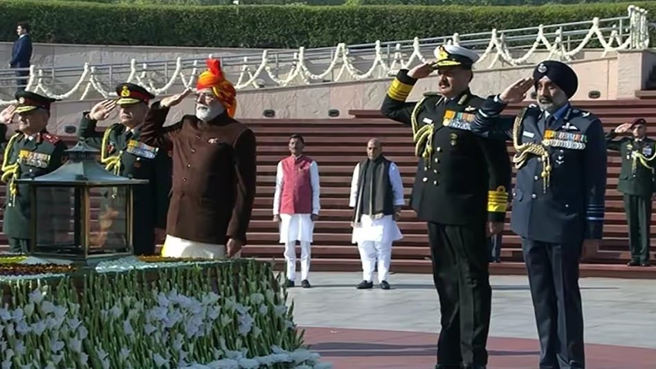 റിപ്പബ്ലിക് ദിനാഘോഷ വേദിയിൽ ബഹുവർണ തലപ്പാവ് ധരിച്ച് പ്രധാനമന്ത്രി