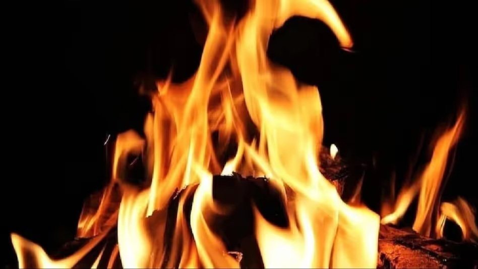 എടയാര്‍ വ്യാവസായിക മേഖലയിൽ വൻ തീപ്പിടിത്തം; വ്യാപക നാശനഷ്ടം 