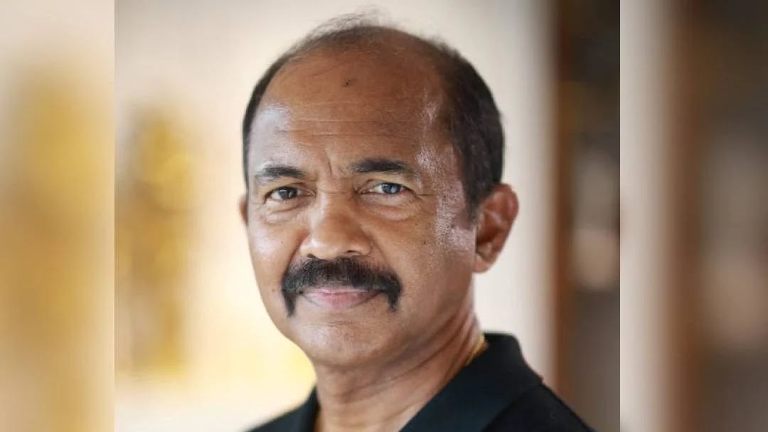 ‘നിർമാതാക്കളാൽ OTTക്കാർ പറ്റിക്കപ്പെട്ടു, ഇപ്പോൾ ഒരു മലയാളസിനിമയും 10 കോടിക്ക് മുകളിൽ എടുക്കില്ല’