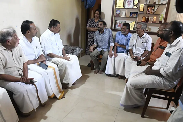 ‘ആവശ്യമെങ്കിൽ കുടുംബത്തിന് സംരക്ഷണം നൽകും’: എൻഎം വിജയന്റെ വീട്ടിലെത്തി എം വി ഗോവിന്ദൻ