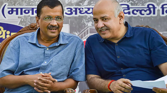 മദ്യനയ അഴിമതിക്കേസ്: കെജ്രിവാളിനെയും സിസോദിയയെയും പ്രോസിക്യൂട്ട് ചെയ്യാന്‍ അനുമതി