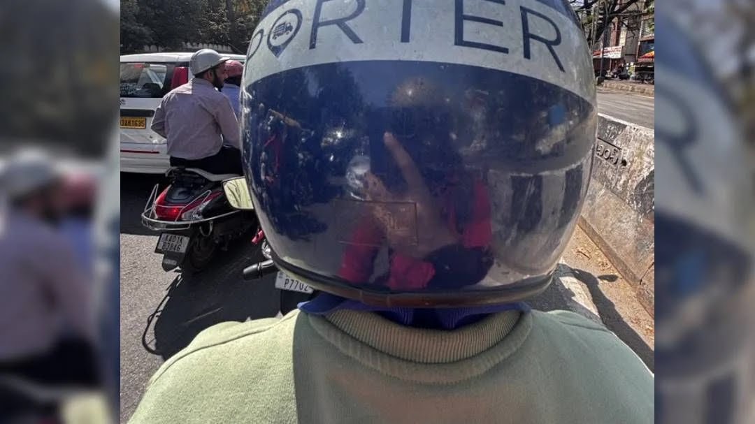 ഗതാഗതക്കുരുക്ക് മൂലം ടാക്‌സി കിട്ടിയില്ല; ബെംഗളൂരുവില്‍ തന്നെത്തന്നെ ഓഫീസിലേക്ക് പാഴ്സലയച്ച് യുവാവ്