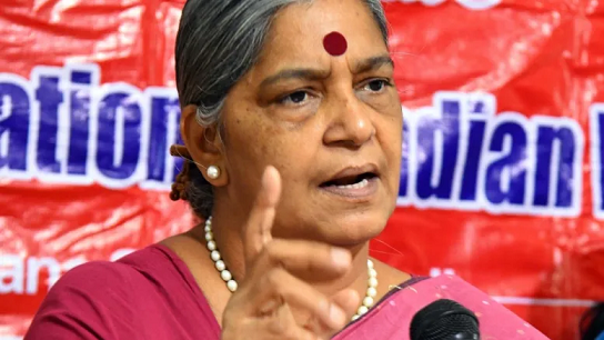 ‘ആശാ വർക്കർമാരുടെ സമരം ന്യായം’: സിപിഐ നേതാവ് ആനി രാജ