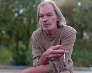 പുടിനെ പരിഹസിച്ച റഷ്യന്‍ ഗായകനെ ദുരൂഹസാഹചര്യത്തില്‍ മരിച്ചനിലയില്‍ കണ്ടെത്തി