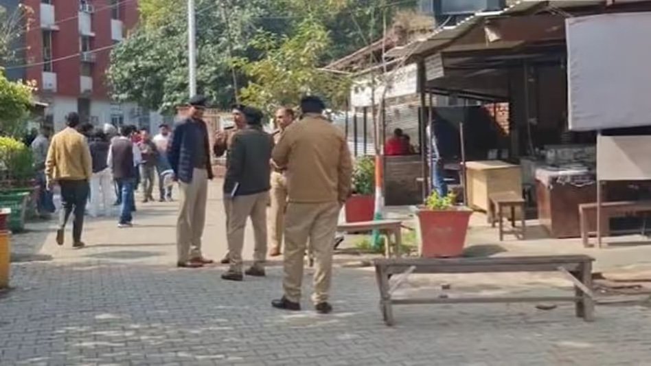 ഹരിയാനയിലെ കോടതി മുറിയിൽ വെടിവെയ്പ്; അജ്ഞാതനെ തിരിച്ചറിയാനാവാതെ പോലീസ്
