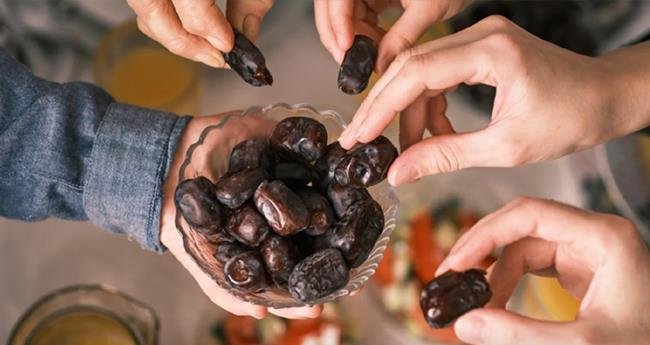 ഇ​ഫ്താ​ർ സം​ഗ​മ​ങ്ങ​ൾ സം​ഘ​ടി​പ്പി​ച്ച് കൈ​ര​ളി ഫു​ജൈ​റ