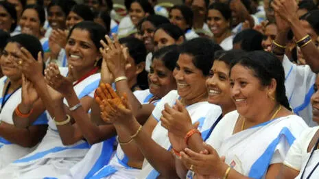 ആശമാരുടെ സമരത്തെ പിന്തുണച്ച്‌ പ്രിയങ്ക; ‘യുഡിഎഫ് അധികാരത്തിലെത്തിയാല്‍ വേതനം വര്‍ധിപ്പിക്കും’