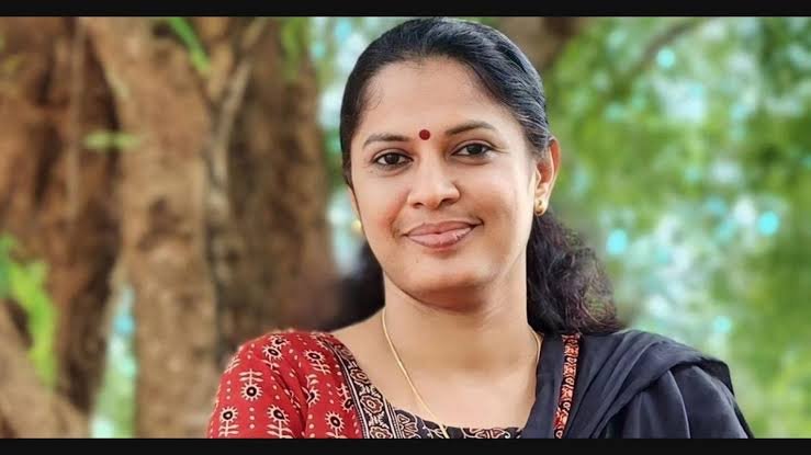 നവീൻ ബാബുവിനെ അപമാനിക്കാൻ പി.പി ദിവ്യ ആസൂത്രണം നടത്തി;400 പേജ് കുറ്റപത്രത്തിൽ ഏക പ്രതി പി.പി ദിവ്യ