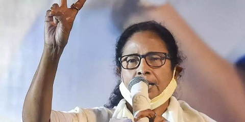 വോട്ടർ പട്ടികയിൽ വ്യാജ വോട്ടർമാരെ ഉൾപ്പെടുത്തി; മമതയുടെ ആരോപണം തള്ളി തെരഞ്ഞെടുപ്പ് കമ്മീഷൻ