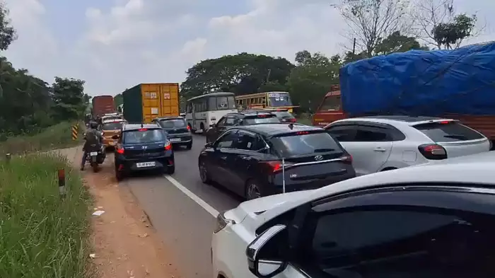 ചാലക്കുടിയിൽ ദേശീയപാതയിലെ ഗതാഗതക്കുരുക്കഴിയും; വാഹനങ്ങൾ വഴിതിരിച്ചുവിടും; പരിഷ്കാരം അറിയാം