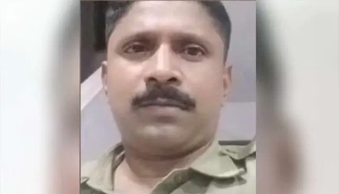 ചിറ്റാറില്‍ പോലീസുകാരനെ വീട്ടിൽ മരിച്ച നിലയില്‍ കണ്ടെത്തി