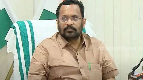 മുനമ്പം വിഷയം രാഷ്ട്രീയ പ്രശ്നം അല്ലെന്നും, മുനമ്പം നിവാസികൾക്ക് എല്ലാ റവന്യൂ അവകാശങ്ങളും അനുവദിക്കുമെന്നും മന്ത്രി കെ രാജൻ