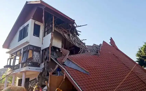 ഭീകര പ്രവർത്തനം: കശ്മീരിൽ 14 പേരുടെ പട്ടിക പുറത്ത്; 2 ഭീകരരുടെ വീടുകൾ കൂടി തകർത്ത് സുരക്ഷാസേന