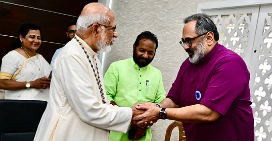 ഈസ്റ്റർ ദിനത്തിൽ കർദിനാൾ മാർ ആലഞ്ചേരിയെ സന്ദർശിച്ച് രാജീവ് ചന്ദ്രശേഖർ