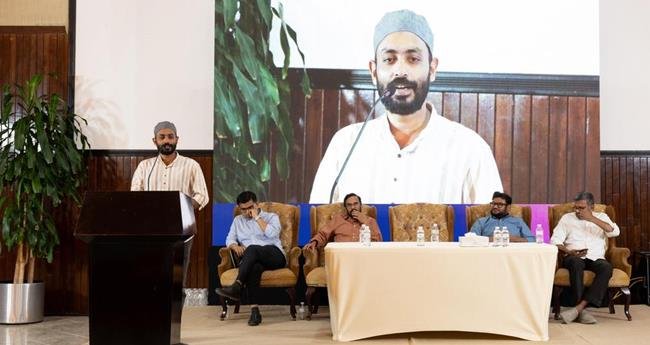 കു​ടും​ബ വ്യ​വ​സ്ഥ​യെ ത​ക​ർ​ക്കാ​നു​ള്ള ആ​സൂ​ത്രി​ത ശ്ര​മ​ങ്ങ​ൾ​ക്കേ​തി​രേ ജാ​ഗ്ര​ത​യു​ണ്ടാ​വ​ണം: സി.​ടി. സു​ഹൈ​ബ്