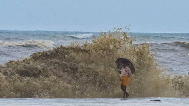 സംസ്ഥാനത്തെ തീരങ്ങളിൽ കള്ളക്കടൽ ജാഗ്രതാ നിർദേശം