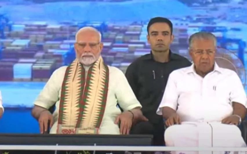 കേരളത്തിന്റെ സ്വപ്നപദ്ധതിയായ വിഴിഞ്ഞം അന്താരാഷ്ട്ര തുറമുഖം പ്രധാനമന്ത്രി രാഷ്ട്രത്തിന് സമർപ്പിച്ചു