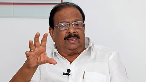 രോഗി ആണെന്ന് കാണിച്ച് എന്നെ മൂലയ്ക്ക് ഇരുത്താൻ ഒരു ഗ്രൂപ്പ് പ്രവർത്തിക്കുന്നു: കെ സുധാകരൻ