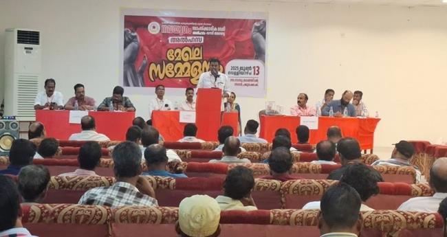 ദ​മാ​മി​ല്‍ ഇ​ന്ത്യ​ന്‍ കോ​ണ്‍​സു​ലേ​റ്റും കേ​ര​ള​ത്തി​ല്‍ സൗ​ദി കോ​ണ്‍​സു​ലേ​റ്റും തു​ട​ങ്ങ​ണം: ന​വ​യു​ഗം