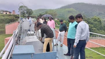 മുല്ലപ്പെരിയാർ ഡാമിലെ ജലനിരപ്പ് 130അടി പിന്നിട്ടു,സുരക്ഷാ ക്രമീകരണത്തിനായി സ്പിൽവേയിലെ 3 ഷട്ടറുകൾ പരിശോധിച്ചു