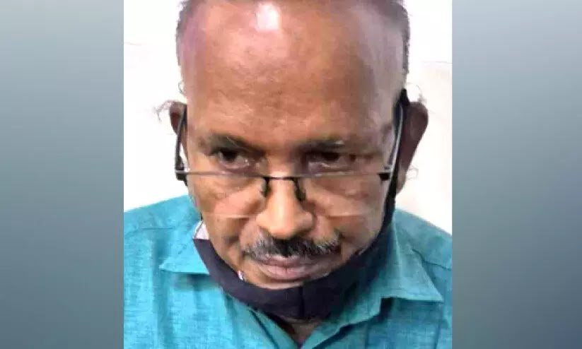 പ്രീ​ഡി​ഗ്രി തോ​റ്റ ക​ണ്ണ​ൻ ‘വ്യാജ ഡോക്ടറാ’യി, പിടിയിലായത് 81ാം വയസ്സിൽ; സംശയത്തിനിടയാക്കിയത് കാലാവധി കഴിഞ്ഞ മരുന്ന്