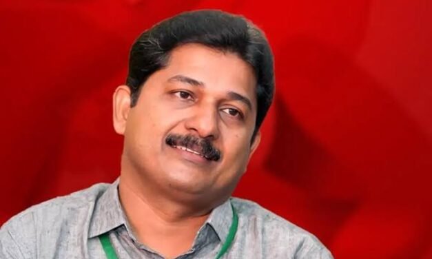 എം സ്വരാജ് അവാർഡിനായി അപേക്ഷിച്ചിരുന്നില്ലെന്ന് സാഹിത്യ അക്കാദമി സെക്രട്ടറി സി.പി അബൂബക്കർ