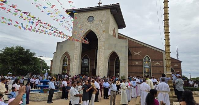 ഗാ​ർ​ല​ൻ​ഡ് സെ​ന്‍റ് തോ​മ​സ് ദേ​വാ​ല​യ​ത്തി​ൽ പെ​രു​ന്നാ​ളി​ന് കൊ​ടി​യേ​റി