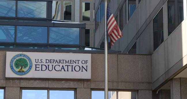 വിദ്യാഭ്യാസ ഫണ്ടുകൾ മരവിപ്പിച്ചു ട്രംപ് ഭരണകൂടം അധ്യാപകരും വിദ്യാർഥികളും ആശങ്കയിൽ