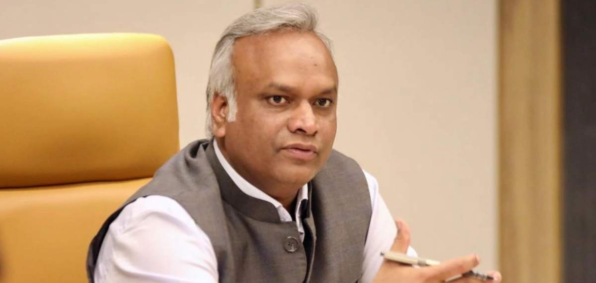 കോണ്‍ഗ്രസ് കേന്ദ്രത്തില്‍ അധികാരത്തിലെത്തിയാല്‍ ആര്‍എസ്എസിനെ നിരോധിക്കും; പ്രിയങ്ക് ഖര്‍ഗെ