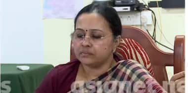 യാത്രക്കിടെ ദേഹാസ്വാസ്ഥ്യം; ആരോഗ്യമന്ത്രി വീണ ജോർജിനെ ആശുപത്രിയിൽ പ്രവേശിപ്പിച്ചു