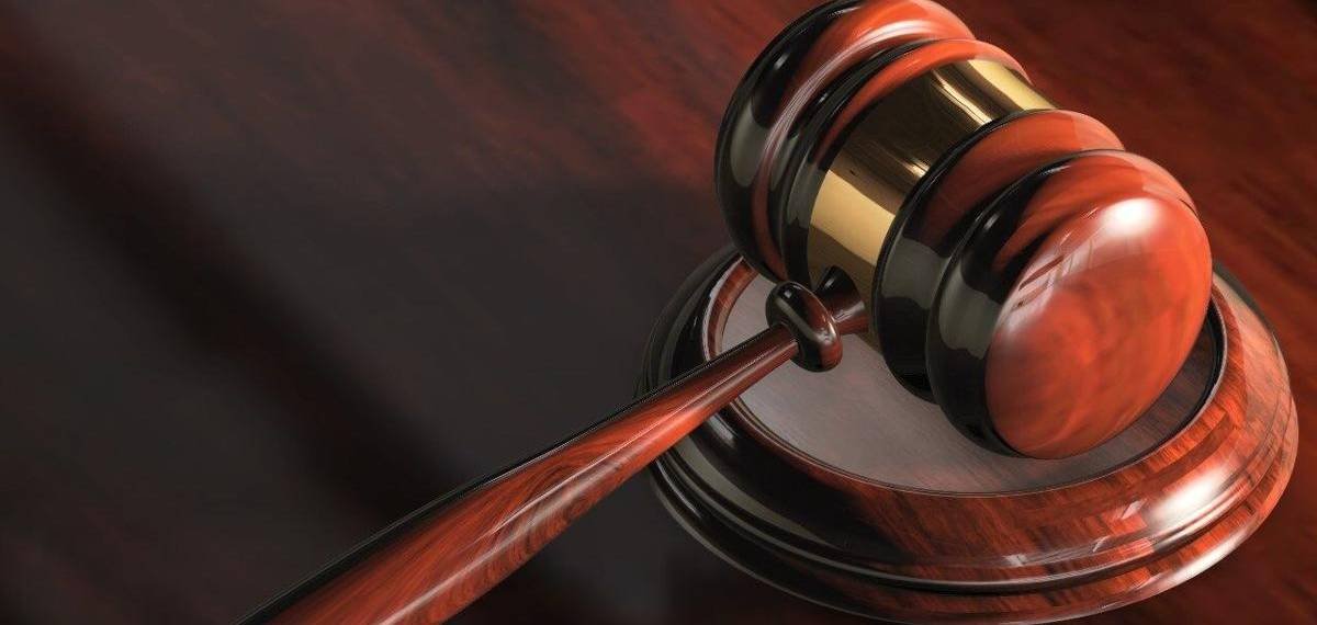 ഓർഡർ ചെയ്തപ്പോൾ കിട്ടിയത് ഗുണനിലവാരമില്ലാത്ത സാരി; ആലപ്പുഴയിൽ പ്രവർത്തിക്കുന്ന സ്ഥാപനത്തിന് പിഴ ചുമത്തി