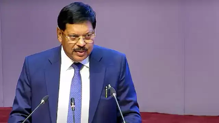 ജഡ്ജിമാർ കോടതിക്കുള്ളിൽ മാന്യമായി പെരുമാറണമെന്ന് ചീഫ് ജസ്റ്റിസ് ബി.ആർ.ഗവായ്