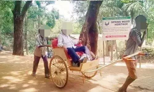 രാജ്യത്തിന് സ്വാതന്ത്ര്യം ലഭിച്ച്‌ 78 വര്‍ഷം കഴിഞ്ഞിട്ടും മനുഷ്യര്‍ വലിക്കുന്ന റിക്ഷകള്‍ നിലനില്‍ക്കുന്നത് അപമാനകരമാണെന്ന് സുപ്രിംകോടതി