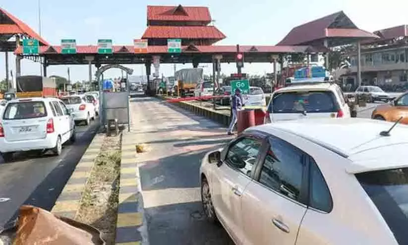 പാലിയേക്കരയിൽ ഒരുമാസം ടോൾ പിരിക്കരുത് -ഹൈകോടതി ഉത്തരവ്