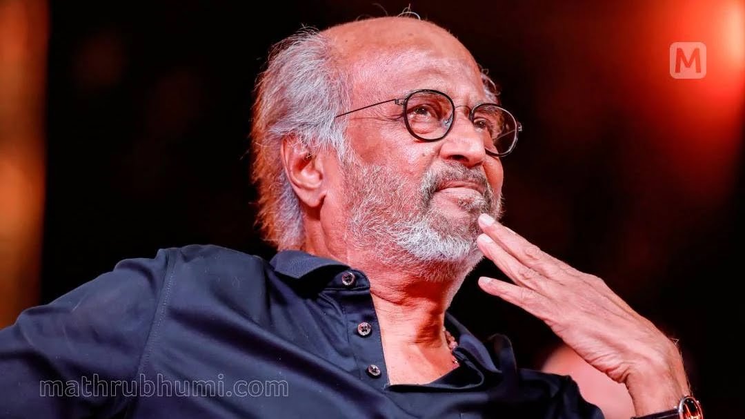 പെട്ടി ചുമന്ന എനിക്ക് രണ്ടു രൂപ തന്ന് അയാൾ കളിയാക്കി, ജീവിതത്തിൽ ആദ്യമായി പൊട്ടിക്കരഞ്ഞു-രജനീകാന്ത്