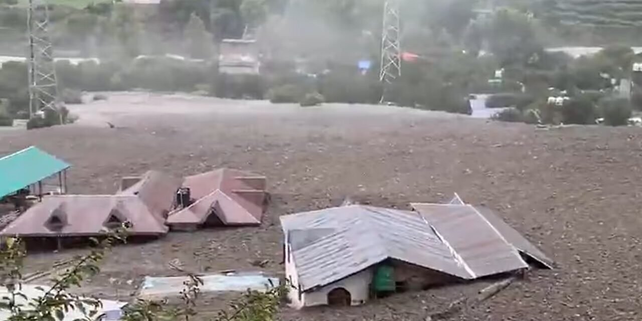 മിന്നൽ പ്രളയം: ഒമ്പത് സൈനികരെയും കാണാനില്ലെന്ന് റിപ്പോർട്ട്, രക്ഷാപ്രവർത്തനം പുരോ​ഗമിക്കുന്നു