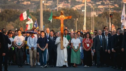 സൗഹൃദത്തിന് ലോകത്തെ മാറ്റാൻ കഴിയും: യുവജനങ്ങളോട് ലെയോ പതിനാലാമൻ പാപ്പ