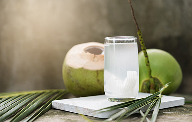 കരിക്കിൻ വെള്ളം എല്ലാവർക്കും പറ്റിയ പാനീയമല്ല! ഈ 6 വിഭാഗത്തിലുള്ളവർ ശ്രദ്ധിക്കണം; അറിയേണ്ടതെല്ലാം