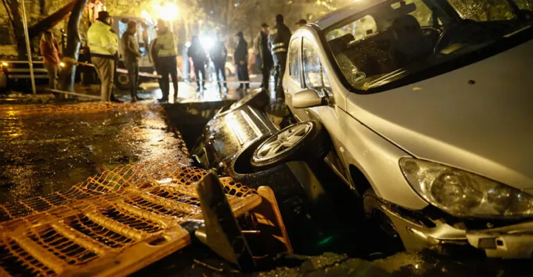 ഒമാനില്‍ വാഹനാപകടം: എട്ട് മരണം, രണ്ട് പേര്‍ക്ക് ഗുരുതര പരുക്ക്