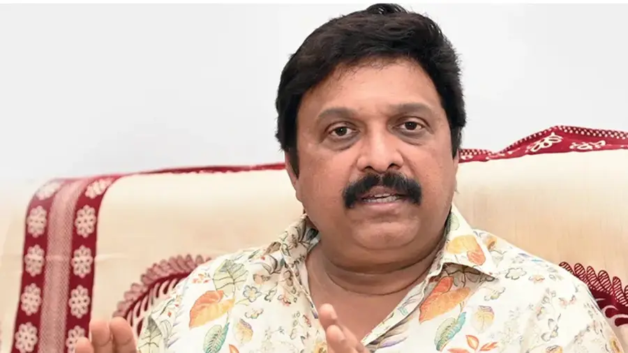 കെ.എസ്.ആര്‍.ടി.സിയില്‍ പരസ്യം പിടിക്കാനുള്ള മാനദണ്ഡങ്ങള്‍ മാറ്റി കോര്‍പ്പറേഷന്‍; ആര്‍ക്കും പരസ്യം പിടിക്കാന്‍ അവസരം