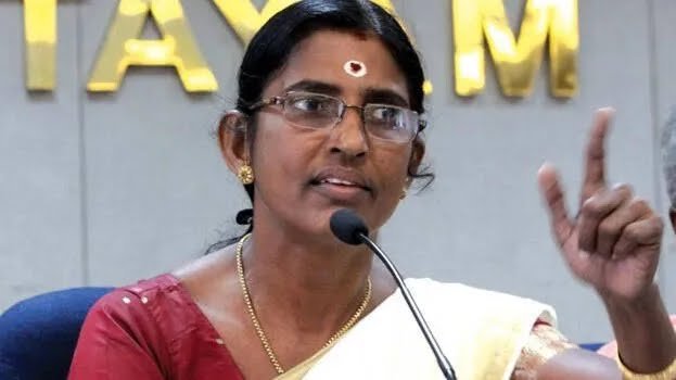 ‘നാളെയും  അതവിടെ  കണ്ടാൽ  മതിയായിരുന്നു’; മമ്മൂട്ടിയുടെ പേരിലെ വഴിപാടിനെ പരിഹസിച്ച് കെ  പി  ശശികല