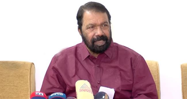 കോ​ൺ​ഗ്ര​സു​കാ​ര്‍ സ​മ​രം ചെ​യ്യു​മ്പോ​ൾ പൂ​വി​ട്ട് പൂ​ജി​ച്ചു കൊ​ള്ള​ണം എ​ന്ന് പ​റ​യു​ന്ന​ത് ശ​രി​യ​ല്ല: മ​ന്ത്രി ശി​വ​ൻ​കു​ട്ടി