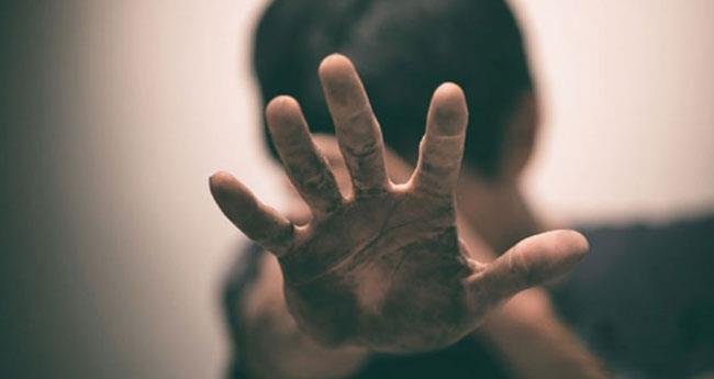 ആഢം​ബ​ര കാ​ര്‍ വാ​ങ്ങി ന​ൽ​കി​യി​ല്ല, മ​ക​ൻ പി​താ​വി​നെ ആ​ക്ര​മി​ച്ചു, തി​രി​ച്ച് ആ​ക്ര​മി​ച്ച് പി​താ​വ്