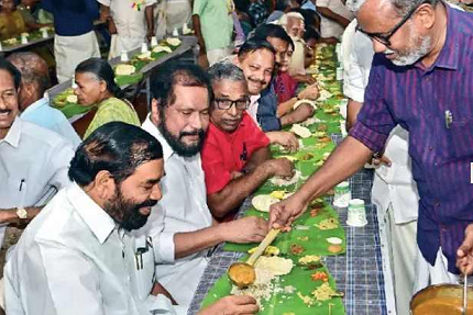 ദേവനു നേദിക്കും മുൻപ് മന്ത്രി വി.എൻ വാസവന് സദ്യ വിളമ്പി; ആചാരലംഘനമെന്ന്‌ തന്ത്രി