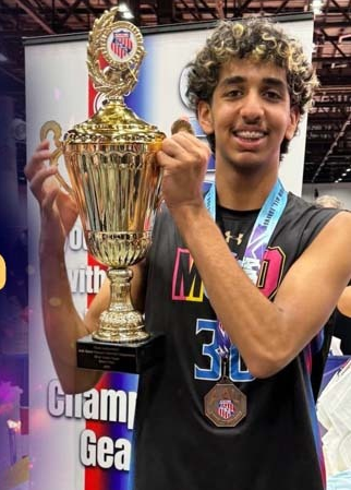 യുഎസ് അണ്ടർ 17 വോളി ടീമിലേക്ക് ഷോൺ അറക്കപ്പറമ്പിൽ തിരഞ്ഞെടുക്കപ്പെട്ടു